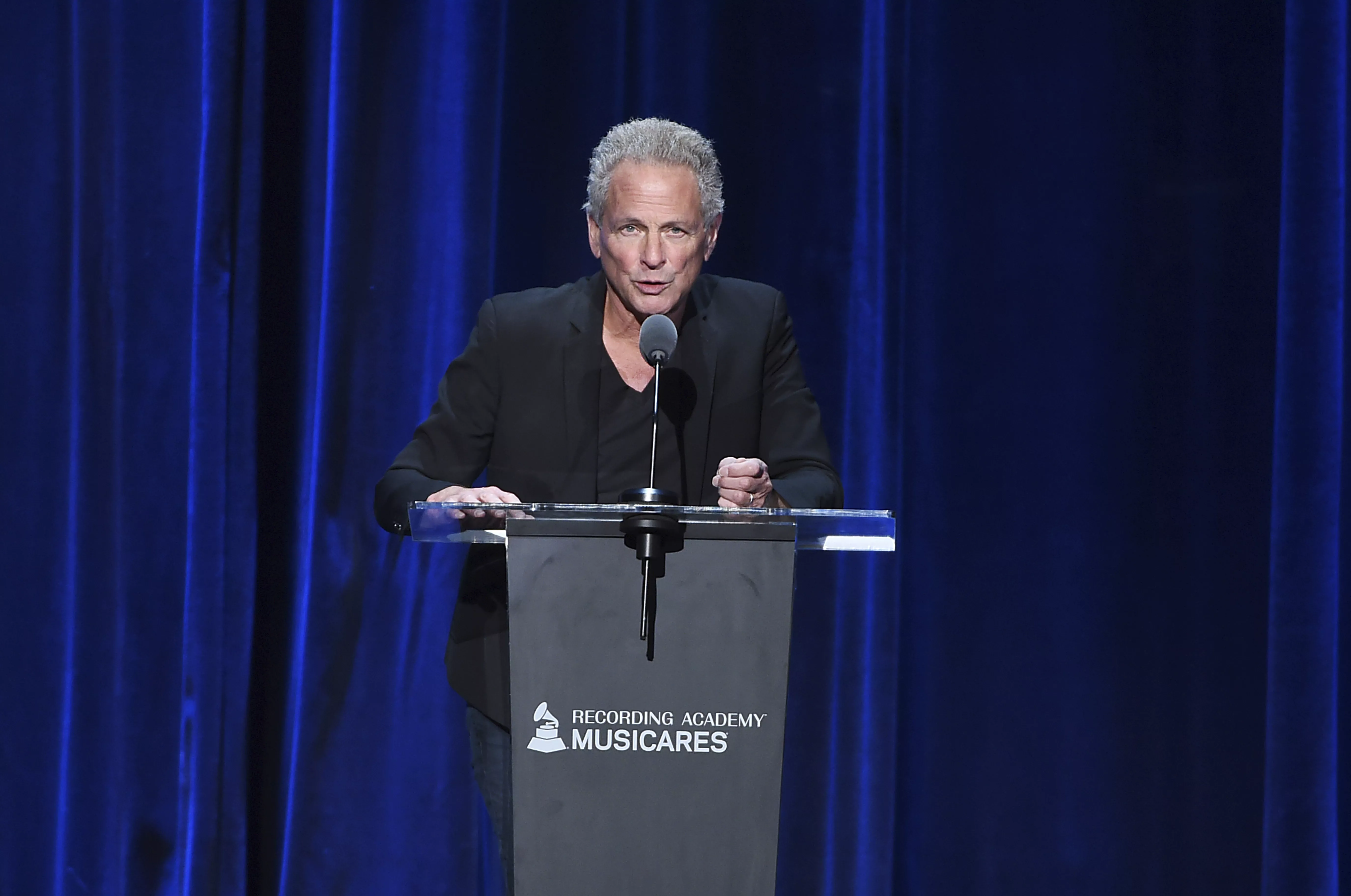 Lindsey Buckingham med første uttalelse etter Fleetwood Mac-bruddet