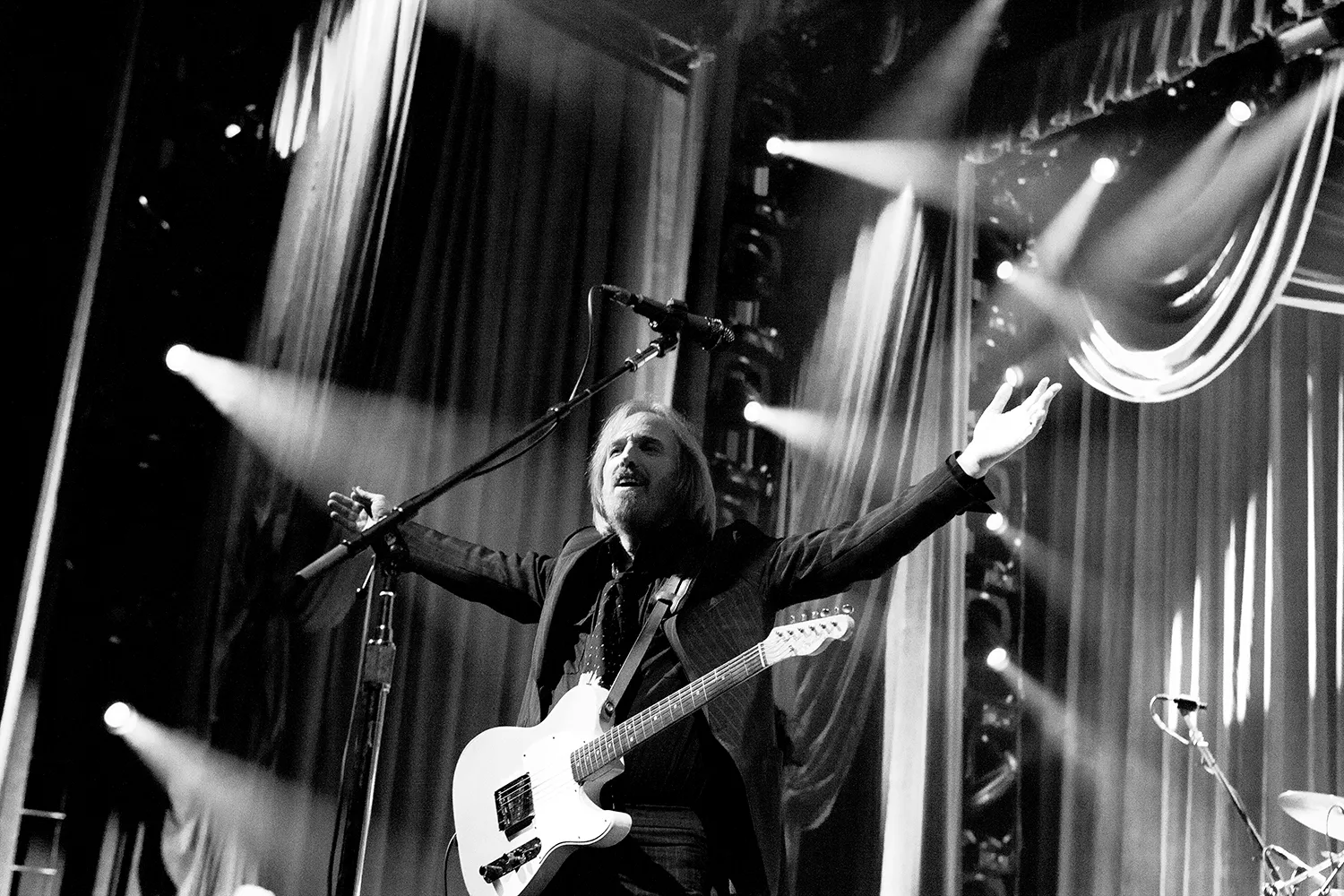 Hidtil uudgivet materiale fra Tom Petty ser dagens lys  