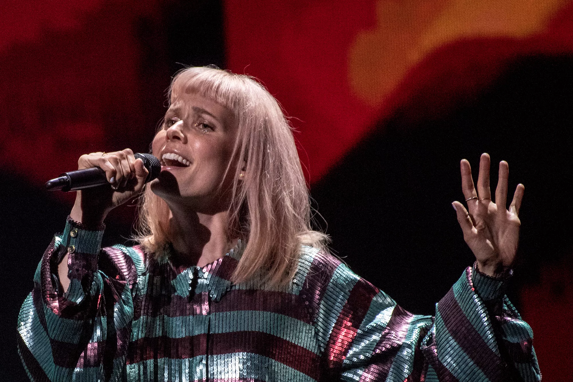 Oh Land giver albumkoncert