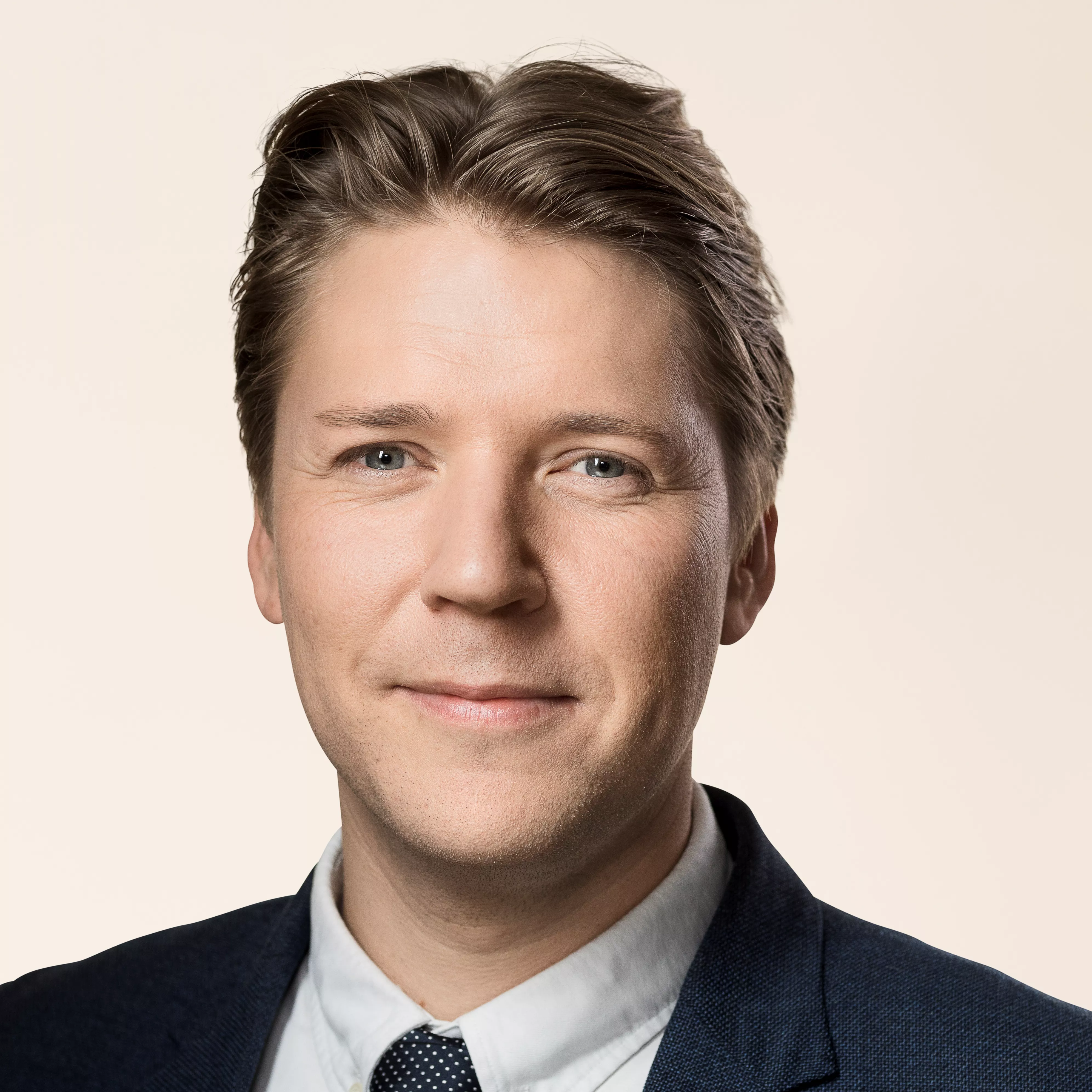 Flertal vil fastholde restriktioner med udsigt til høj smitte