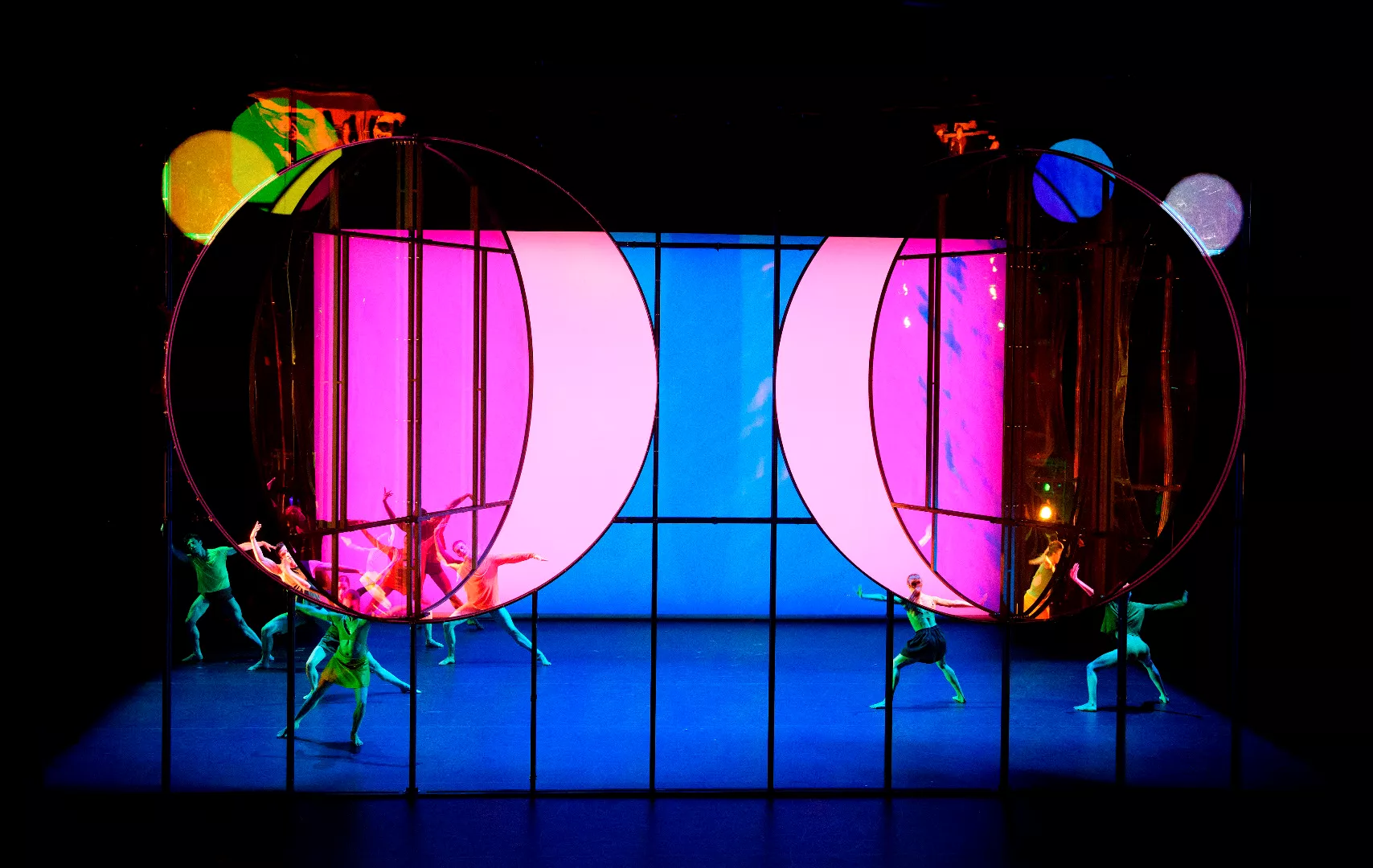 Aarhus 2017-danseforestillingen “Tree of Codes” – med musik af Jamie xx – forlænges 