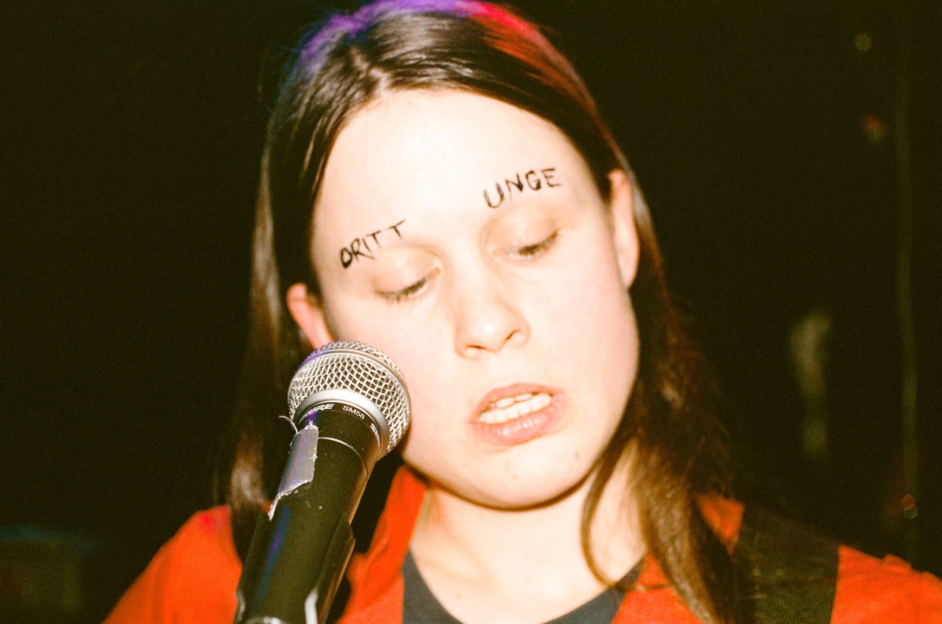 Könsrock, manshat och abort på scen – ShitKid snackar Crotchrock