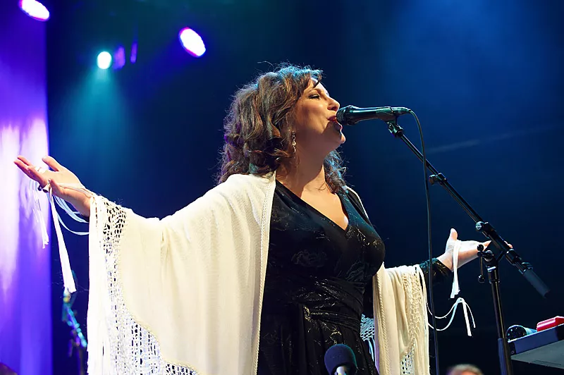 Lisa Nilsson fejrer jubilæum med opsamling