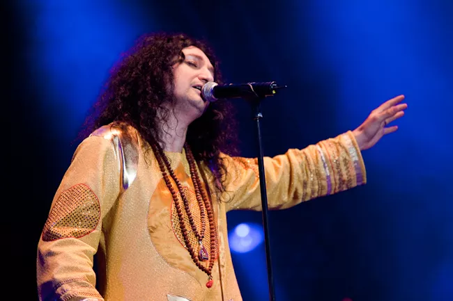 Di Leva: Fantasia, Peace & Love