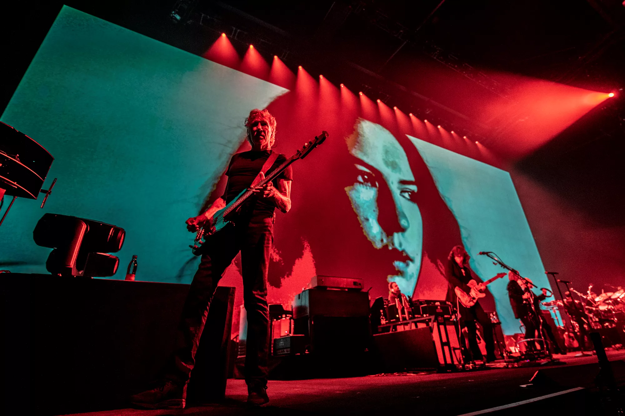Roger Waters: Fortsat ild i den gamle kæmpe