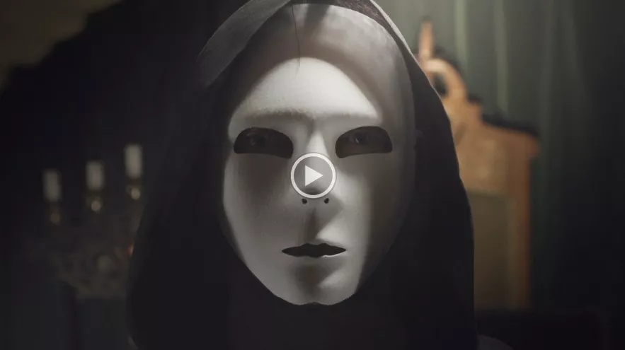 ''Släpp masken och visa vem du verkligen är''