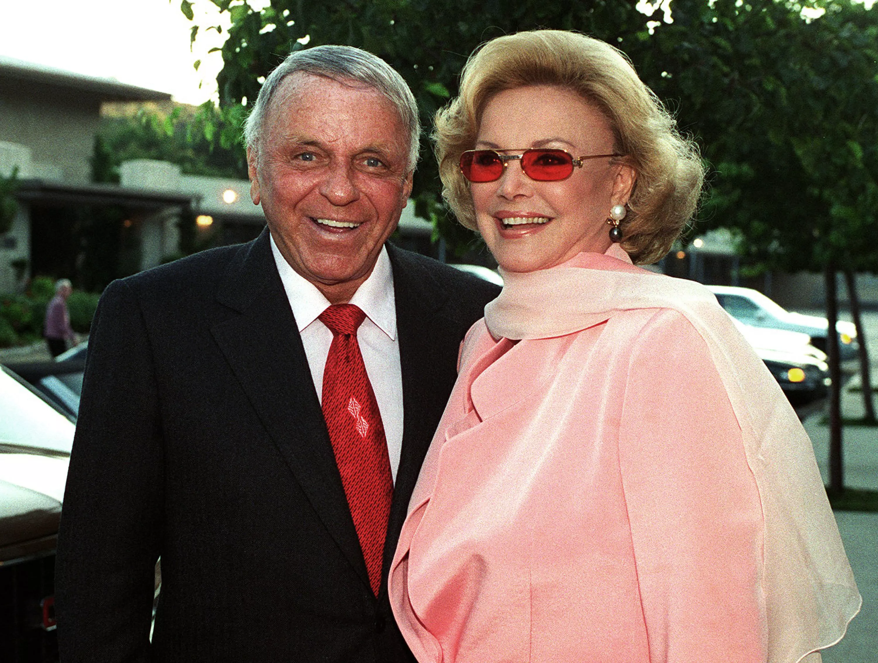 Barbara Sinatra er død