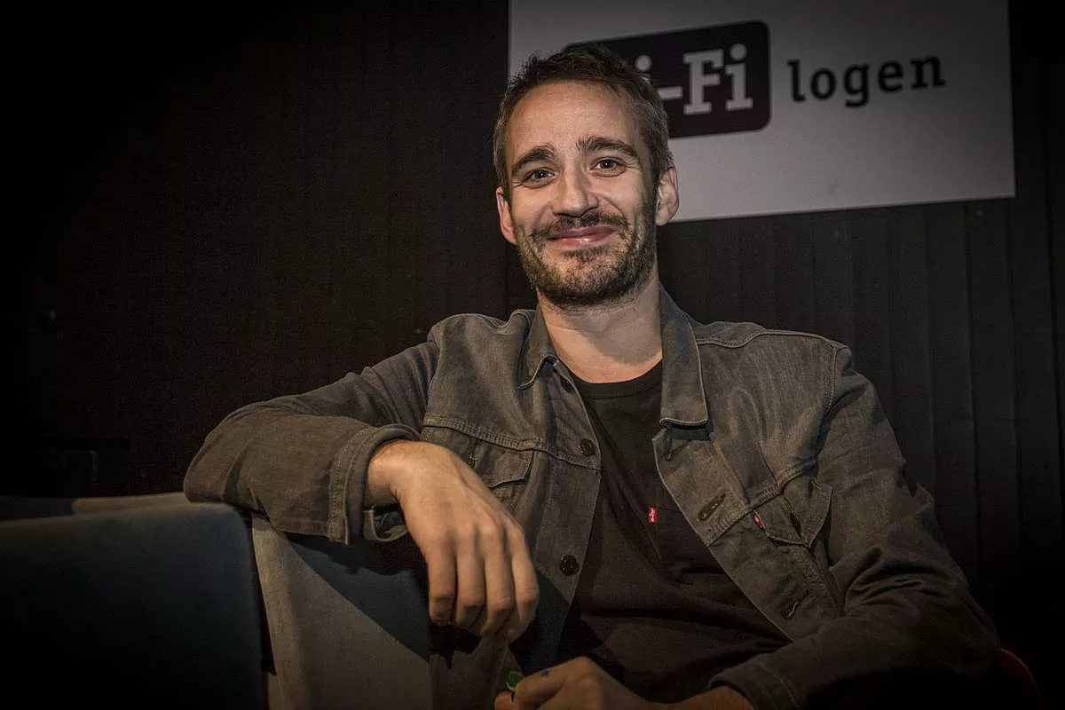 Julekalender låge 7: Årets bedste sang ifølge Rasmus Walter