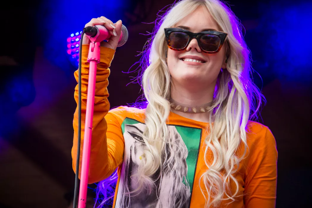 Little Jinder bjuder på högst intressanta låttitlar