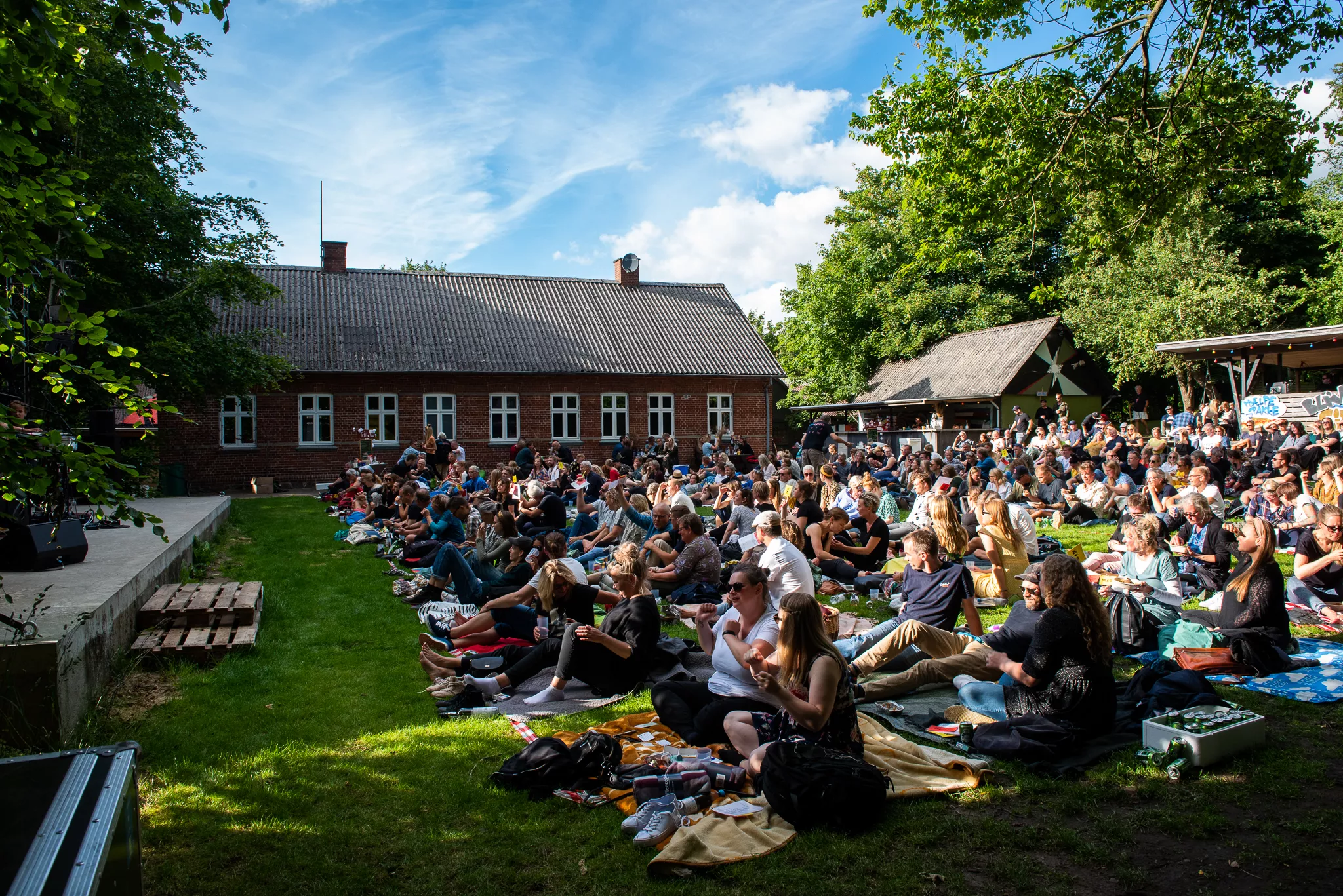 GUIDE: Her er august måneds mest spændende koncerter – med siddepladser og afstand