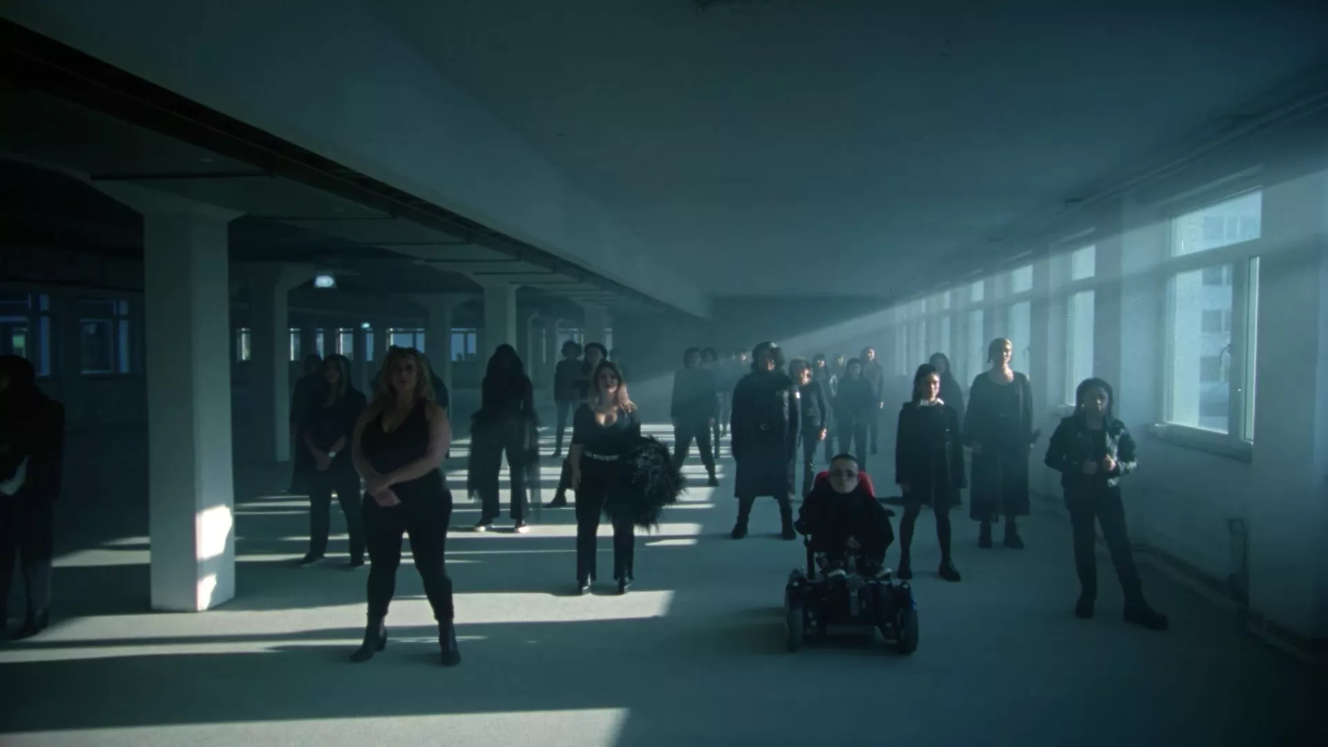 Röda Korset släpper musikvideo till förmån för kvinnor i katastrof 