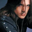 Juanes indtager KB Hallen