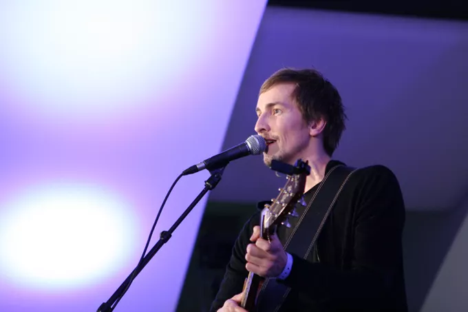 Helgi Jonsson annoncerer nyt album – og to nye koncerter i Danmark