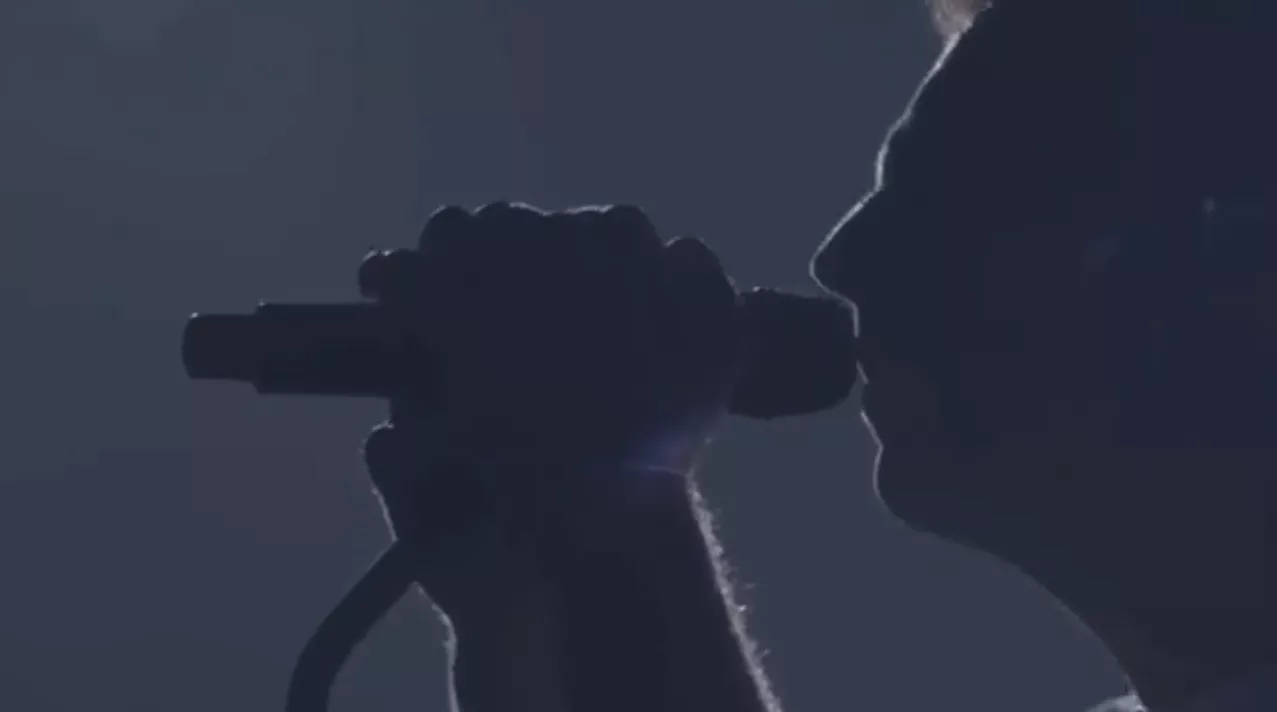 Hør to nye Coldplay-numre - live