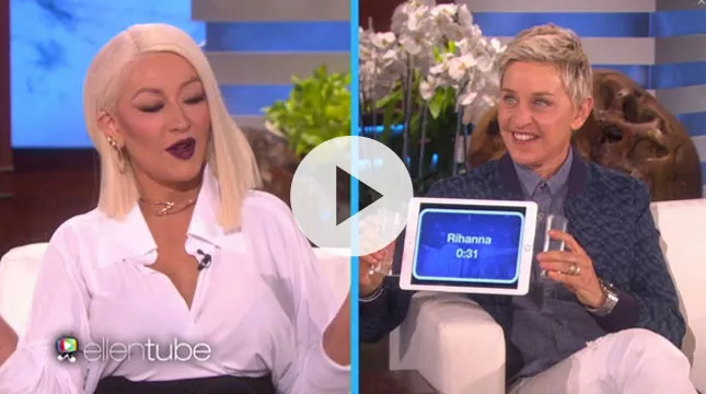 Se Christina Aguilera parodiere Adele og Rihanna hos Ellen DeGeneres