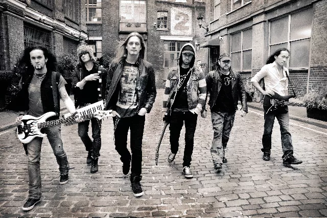 Dragonforce kommer til Train