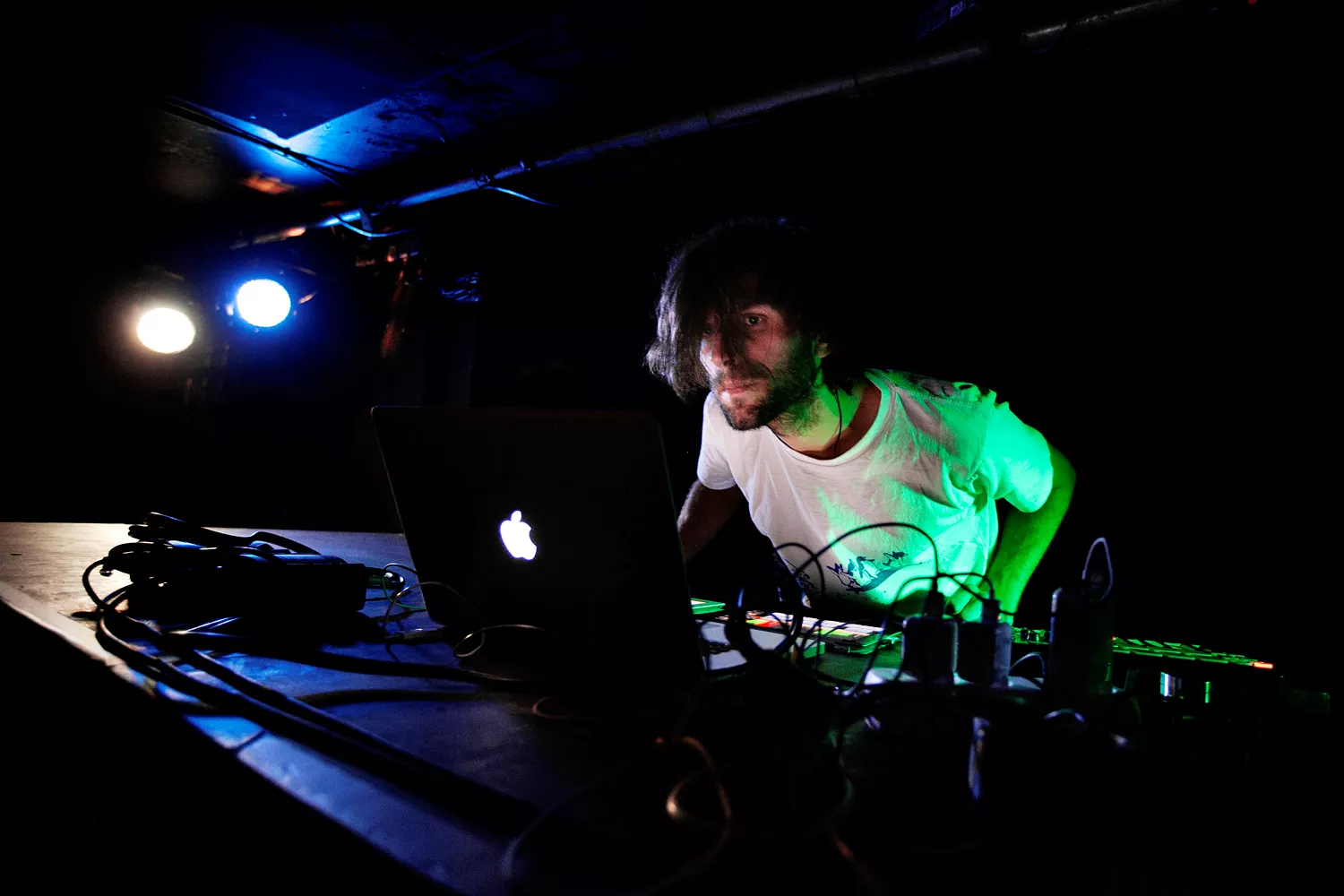 Ny festival kombinerer hesteveddeløp og elektronika