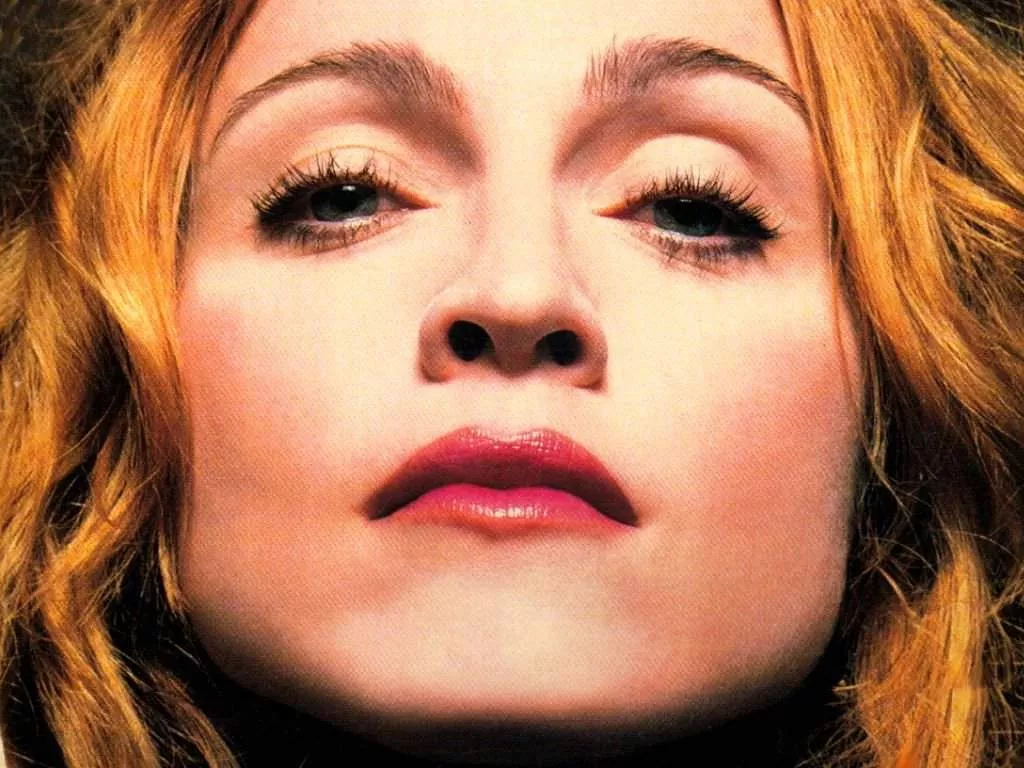 Madonna synger bitre strofer om ægteskabet