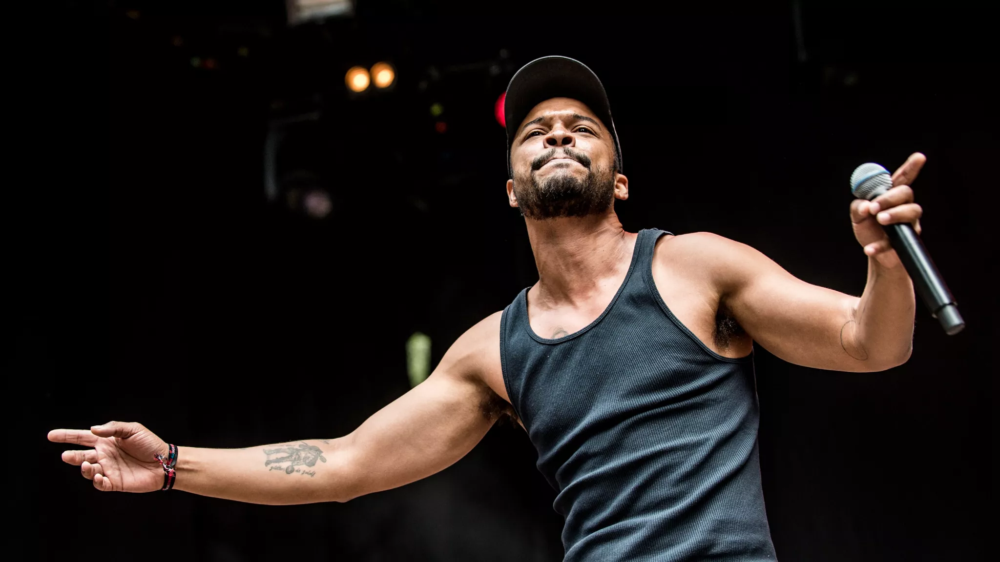 Pop-reggae-charmøren lod musikken tale for sig selv