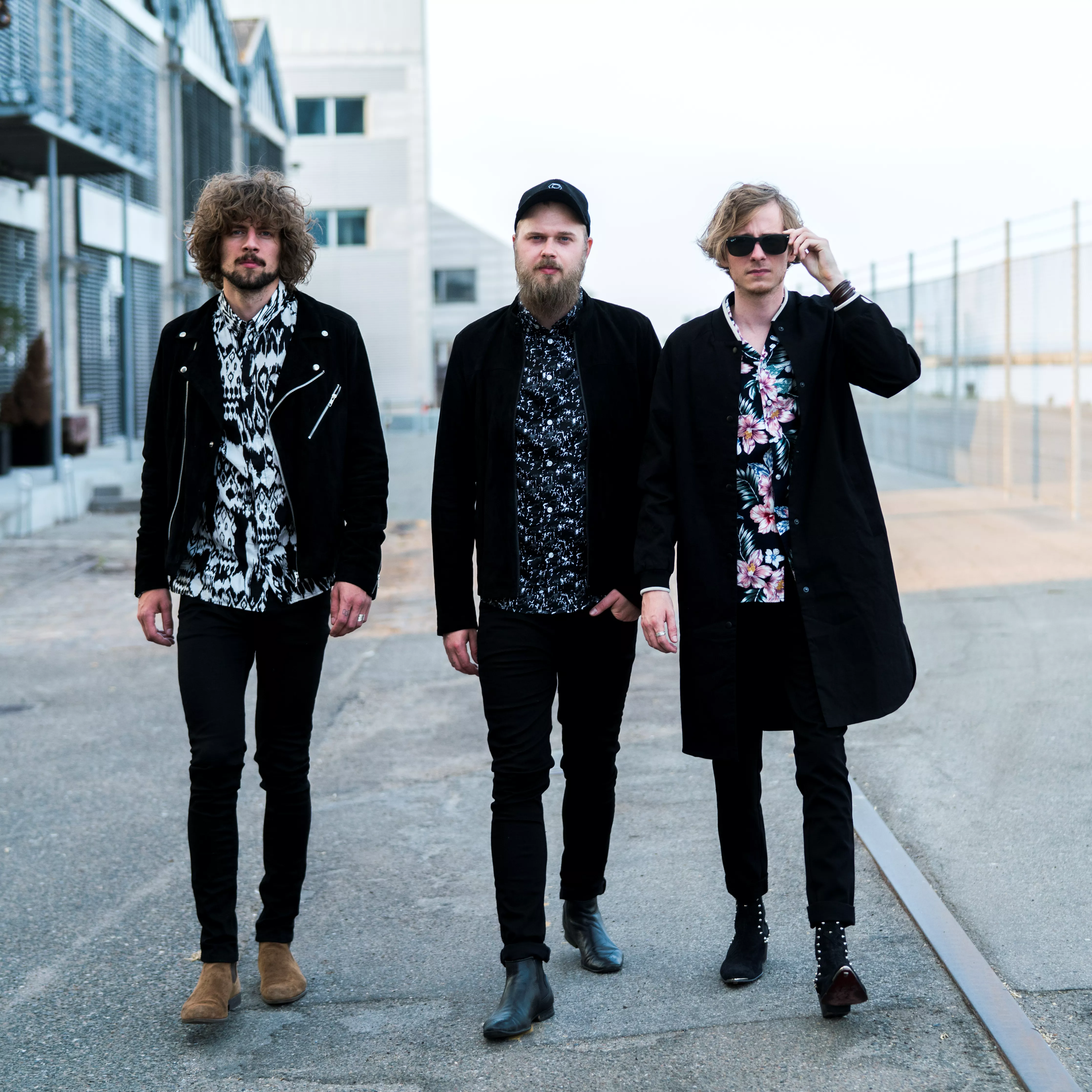 VIDEOPREMIERE: White Dominos leverer skarpskåret poprock