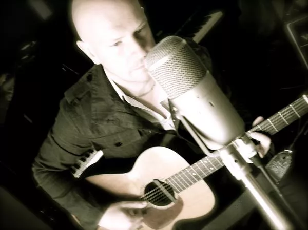 Philip Selway: Familial