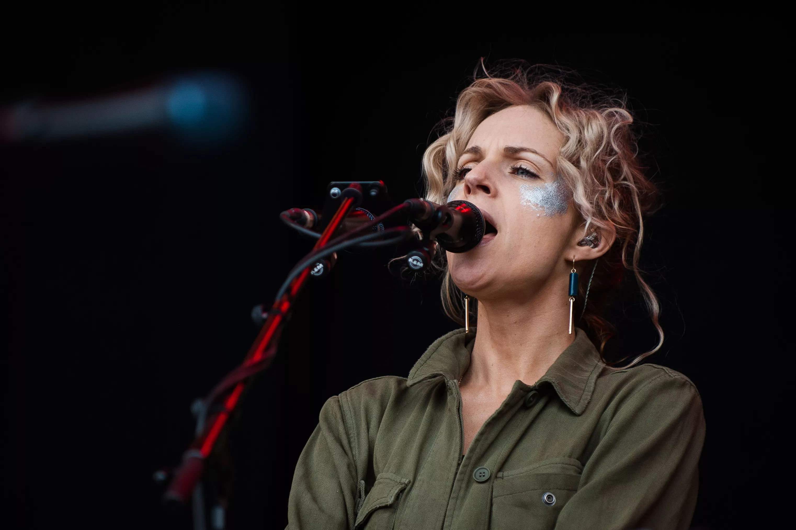 Moderat afdæmpet Agnes holdt anstændig audiens