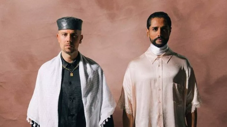 Den norske rapduo Karpe gæster Danmark