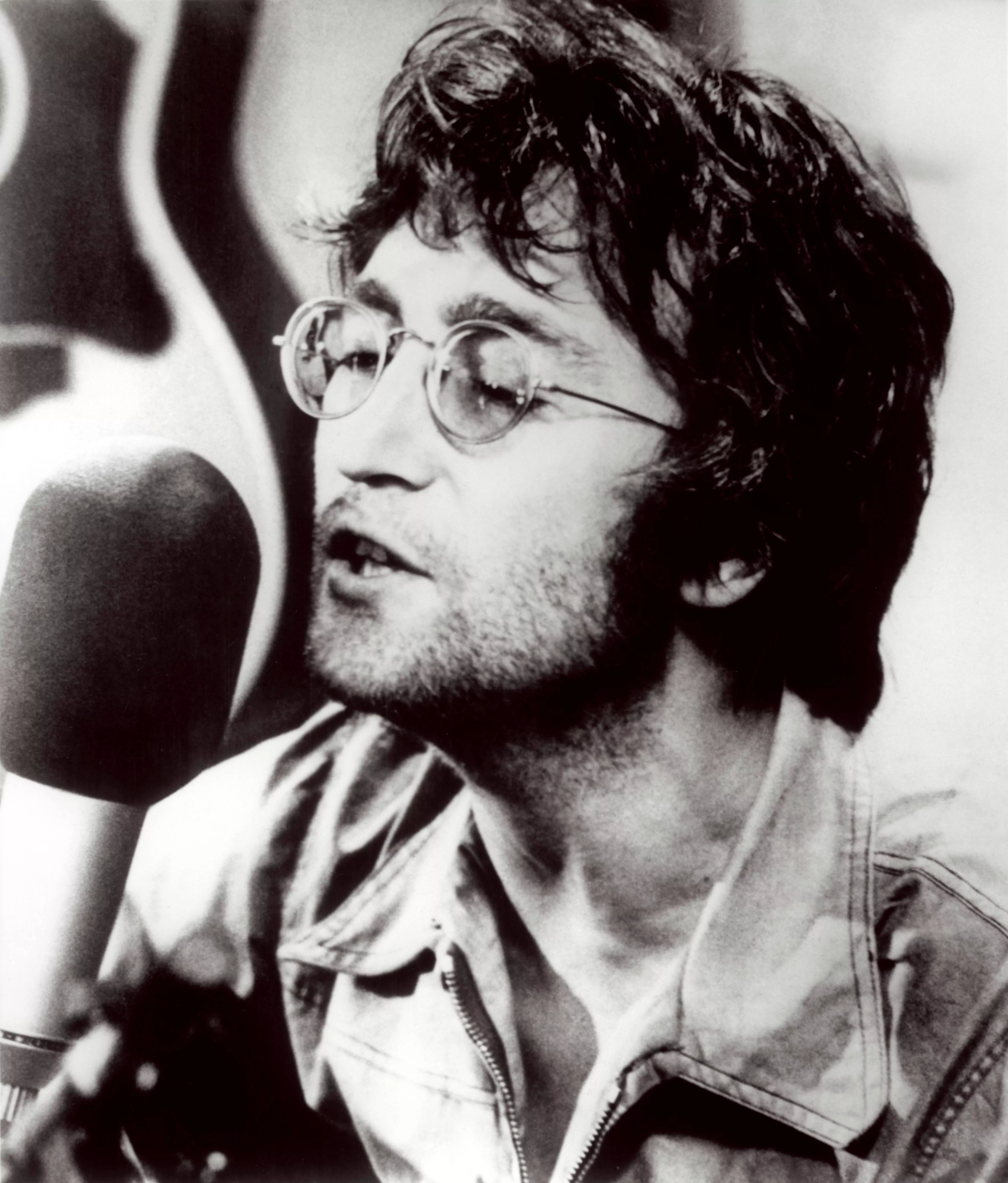 John Lennon medvirker i ny velgørenheds-reklamekampagne 