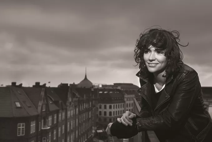 Freja Kirk – Følepigen følger sin mavefornemmelse