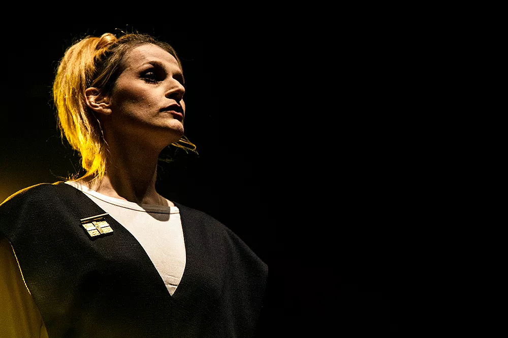 El Perro Del Mar är ''Girls''-aktuell