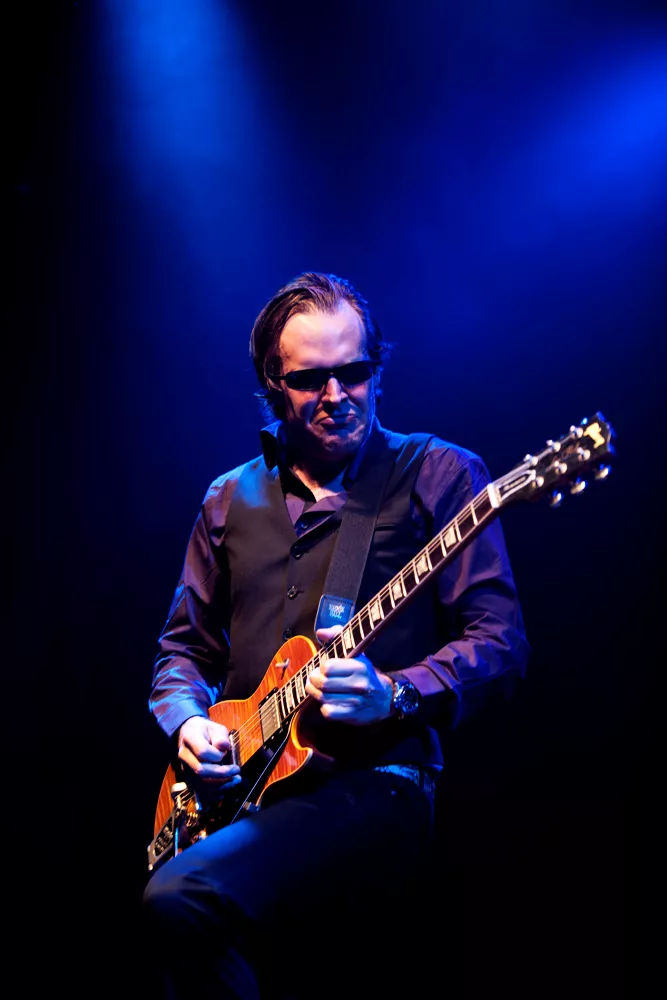 Joe Bonamassa: Train, Århus