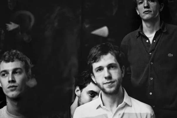 Shout Wellington Air Force udgiver debut