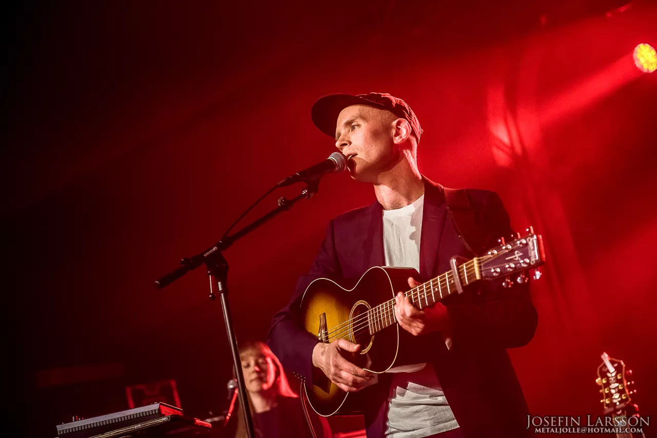 Way Out West knyter ihop säcken