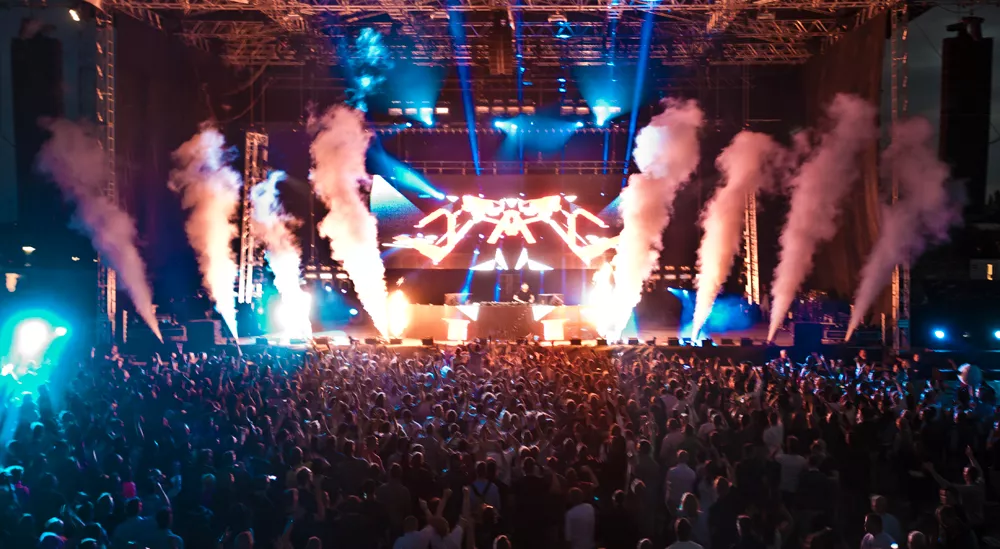 Svensk housegigant till Summerburst