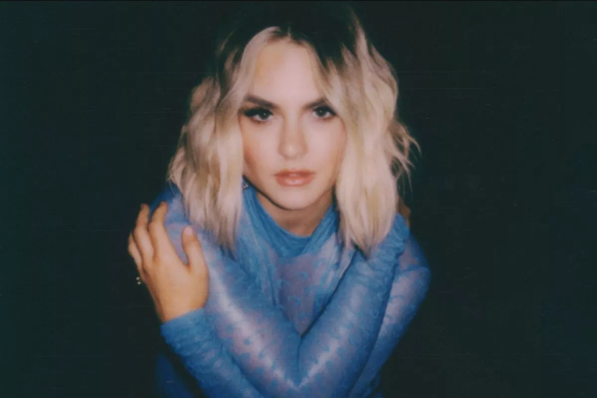 00'er-stjernen JoJo kommer til landet