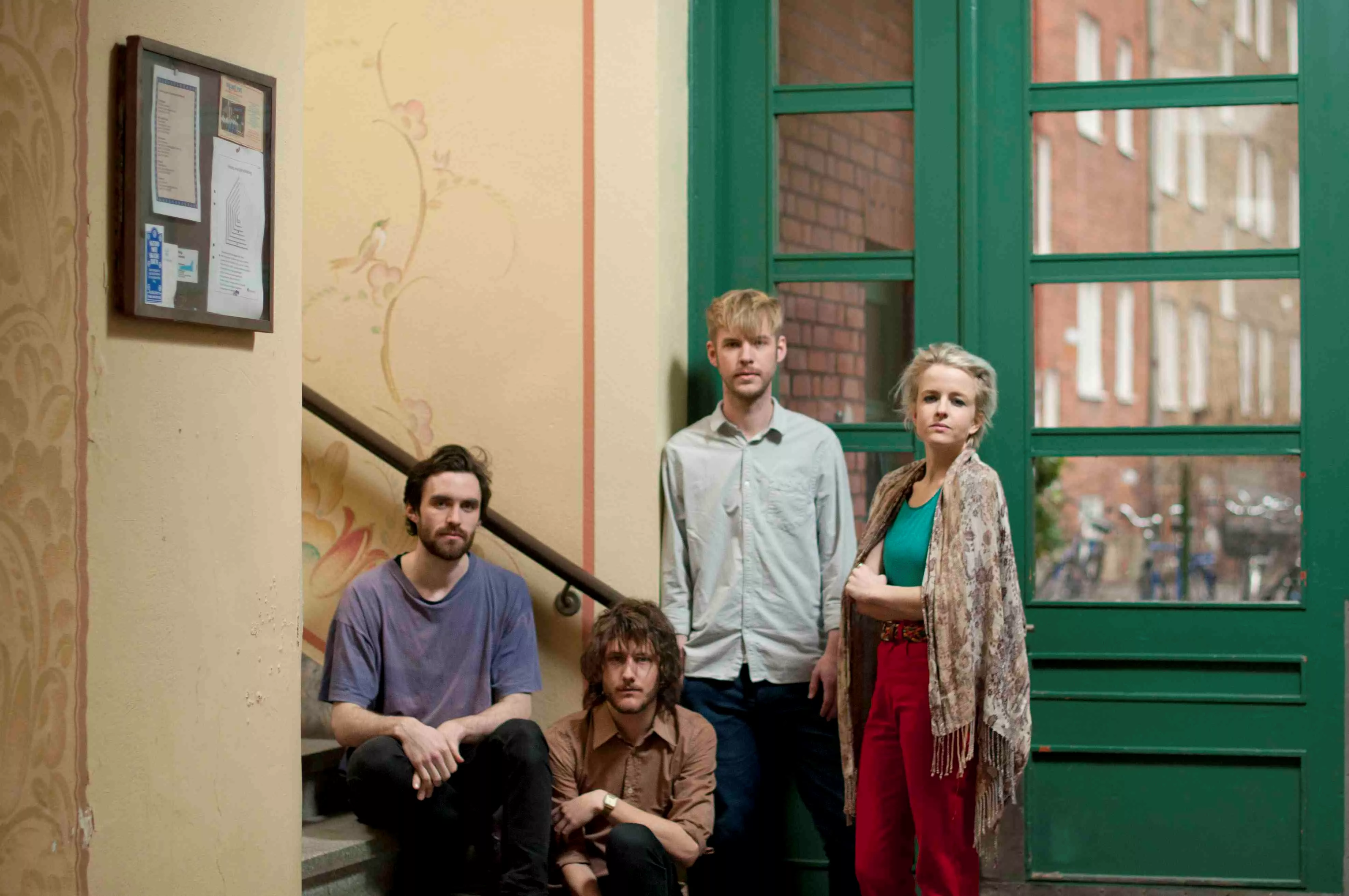 "Hoppfullt i konstrast till det melankoliska"