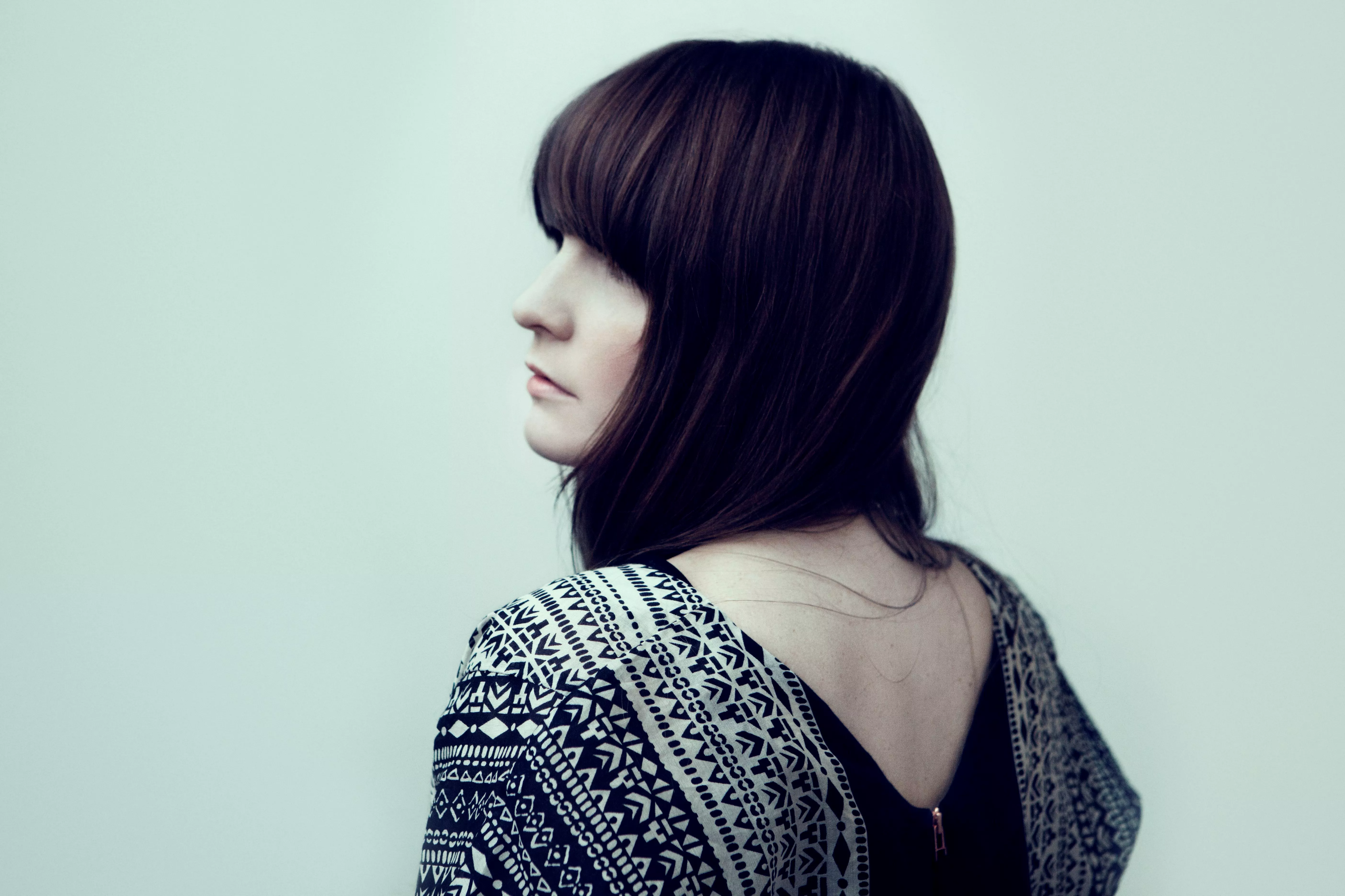 Jennie Abrahamson gör tre stopp i Sverige