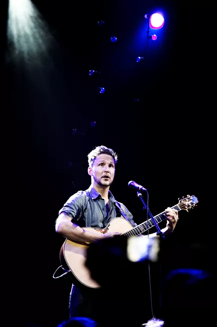 Artister klara för mopedturné