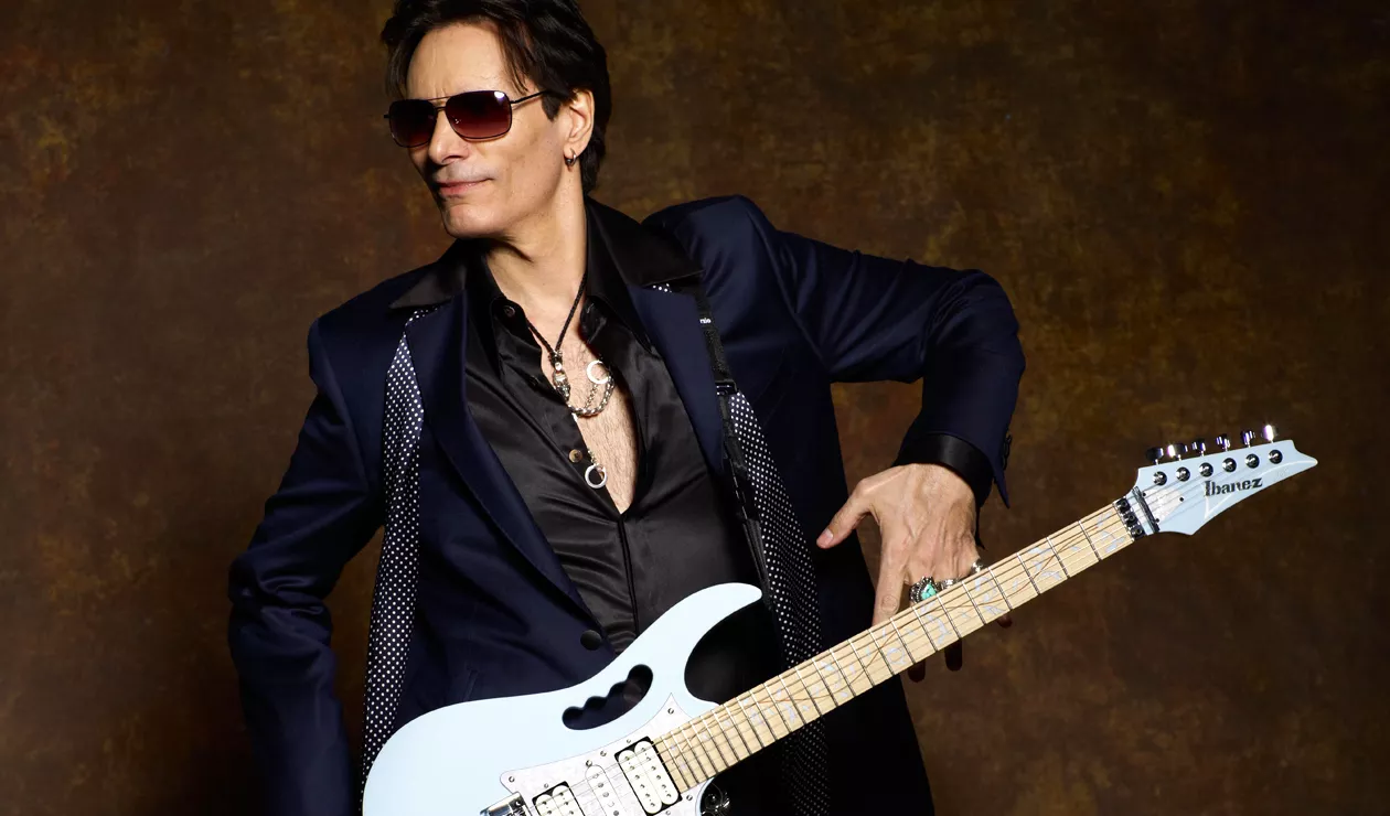 Supergitaristen besøker Oslo denne sommeren