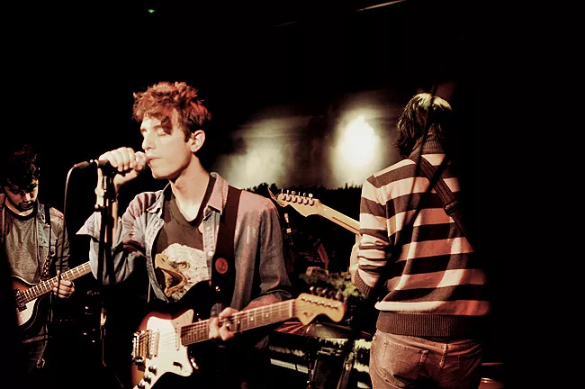 Beach Fossils till Sverige i vår