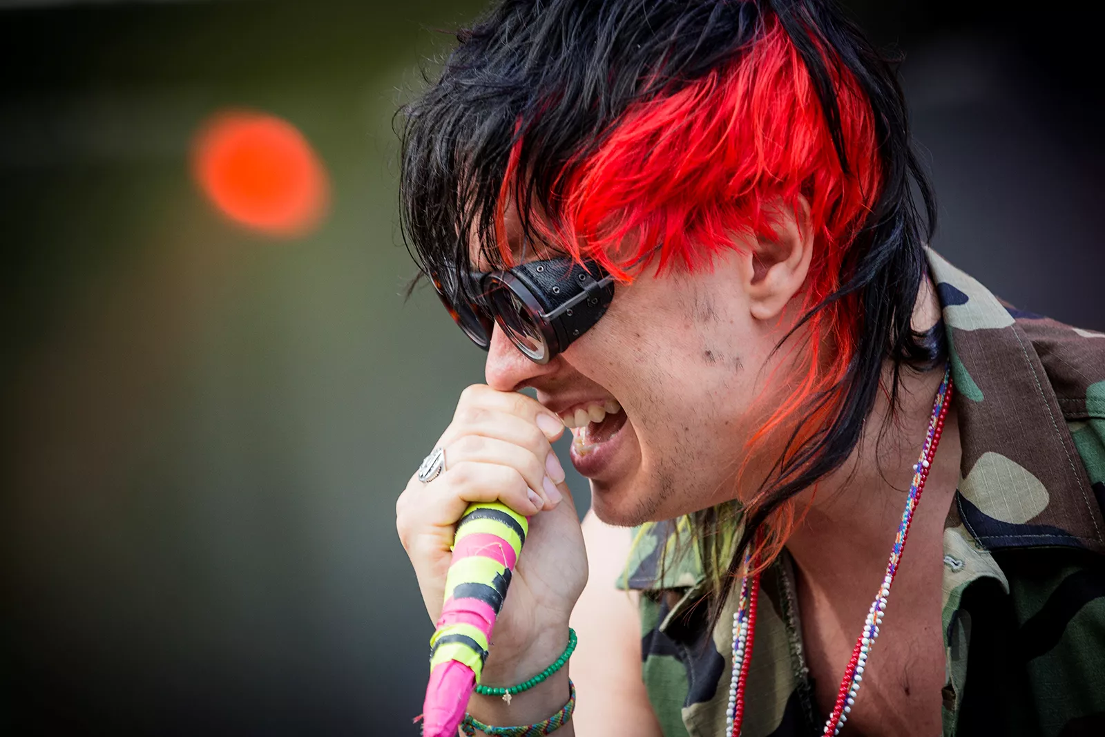 Hør Julian Casablancas bidrag til Vinyl-soundtrack