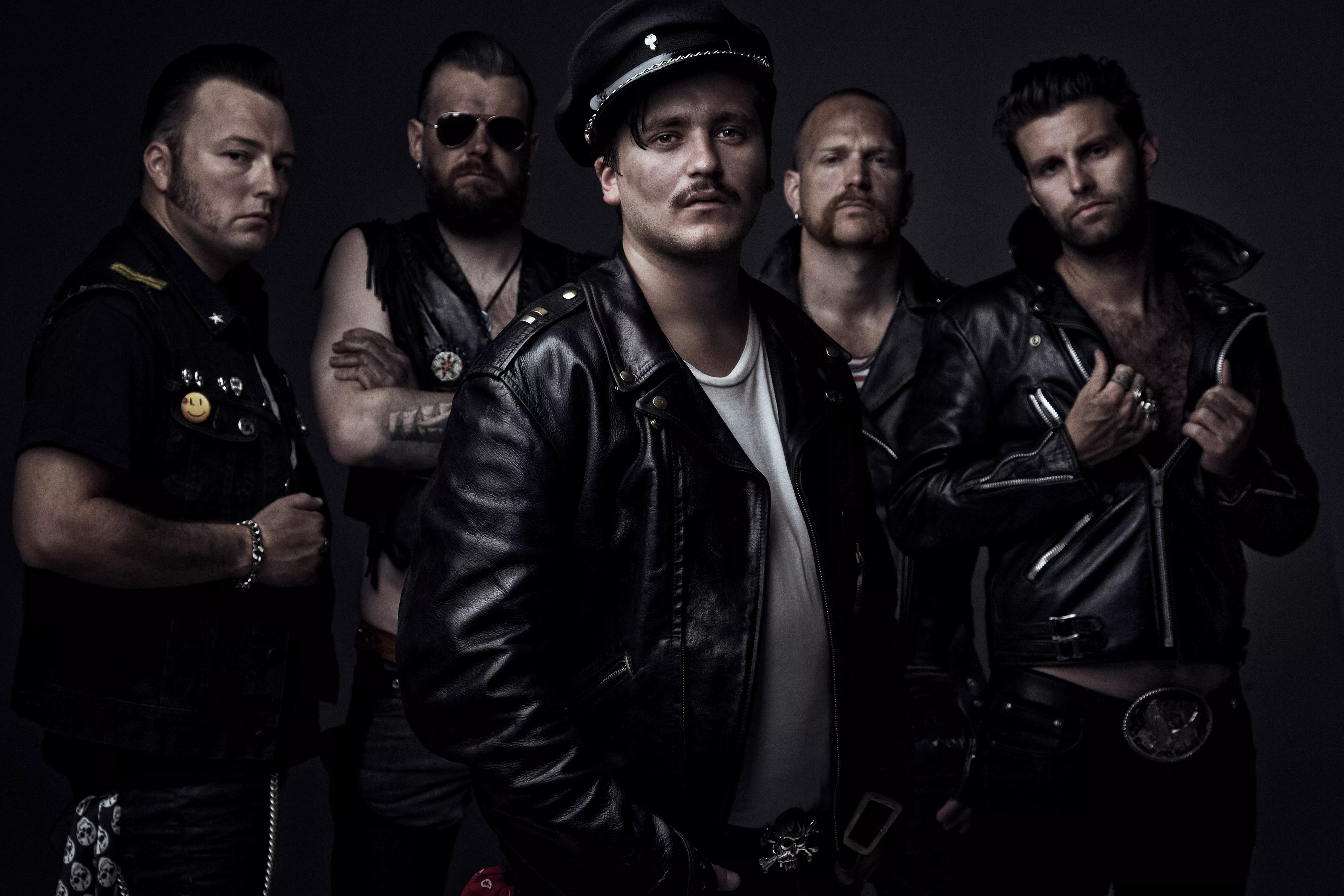 Yoga Fire med ny video