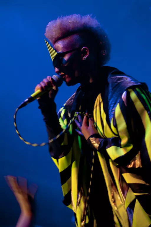 Lucy Love udskyder Train-koncert grundet sygdom