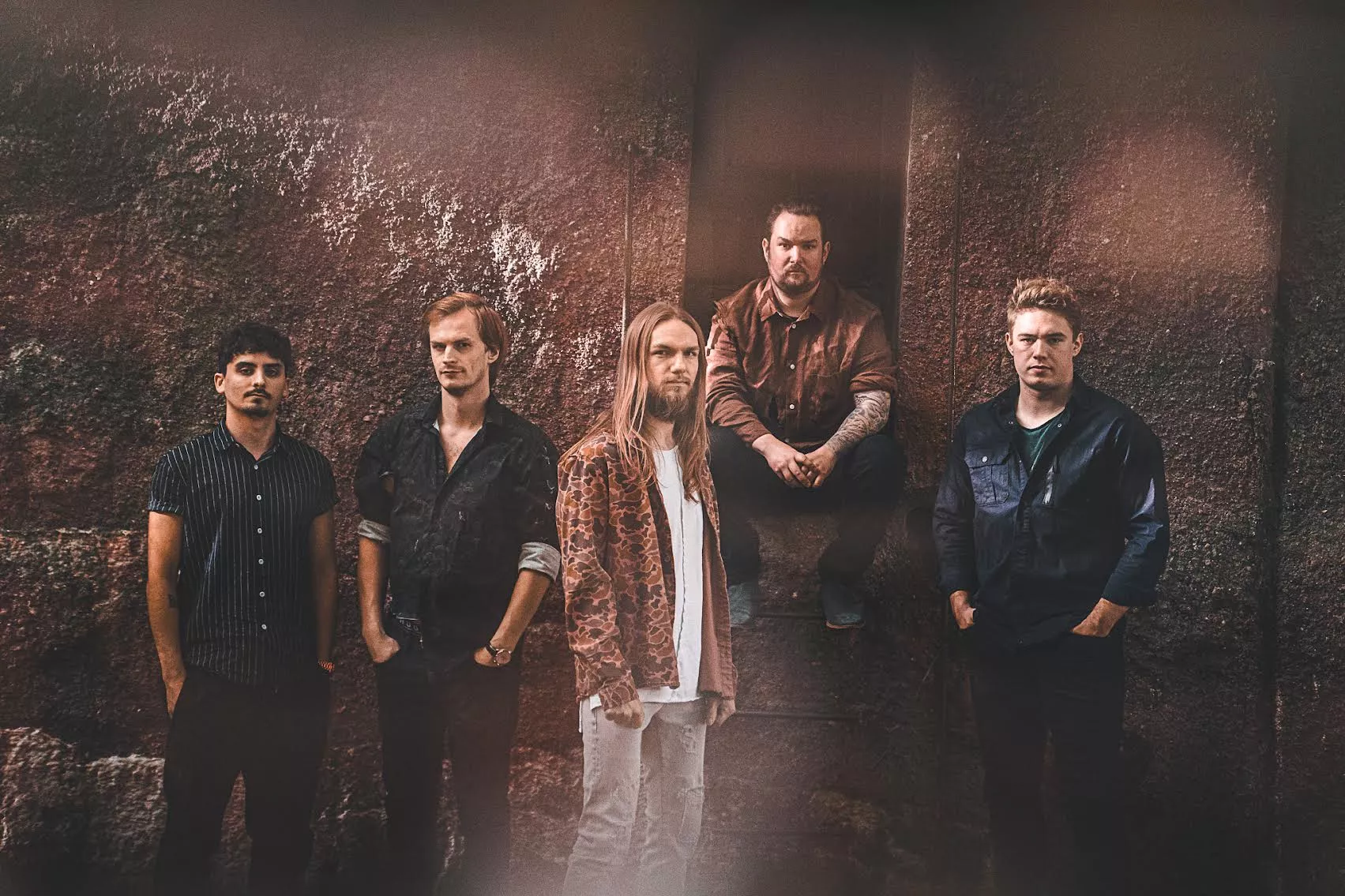 Dygtige metal-debutanter famler stilistisk