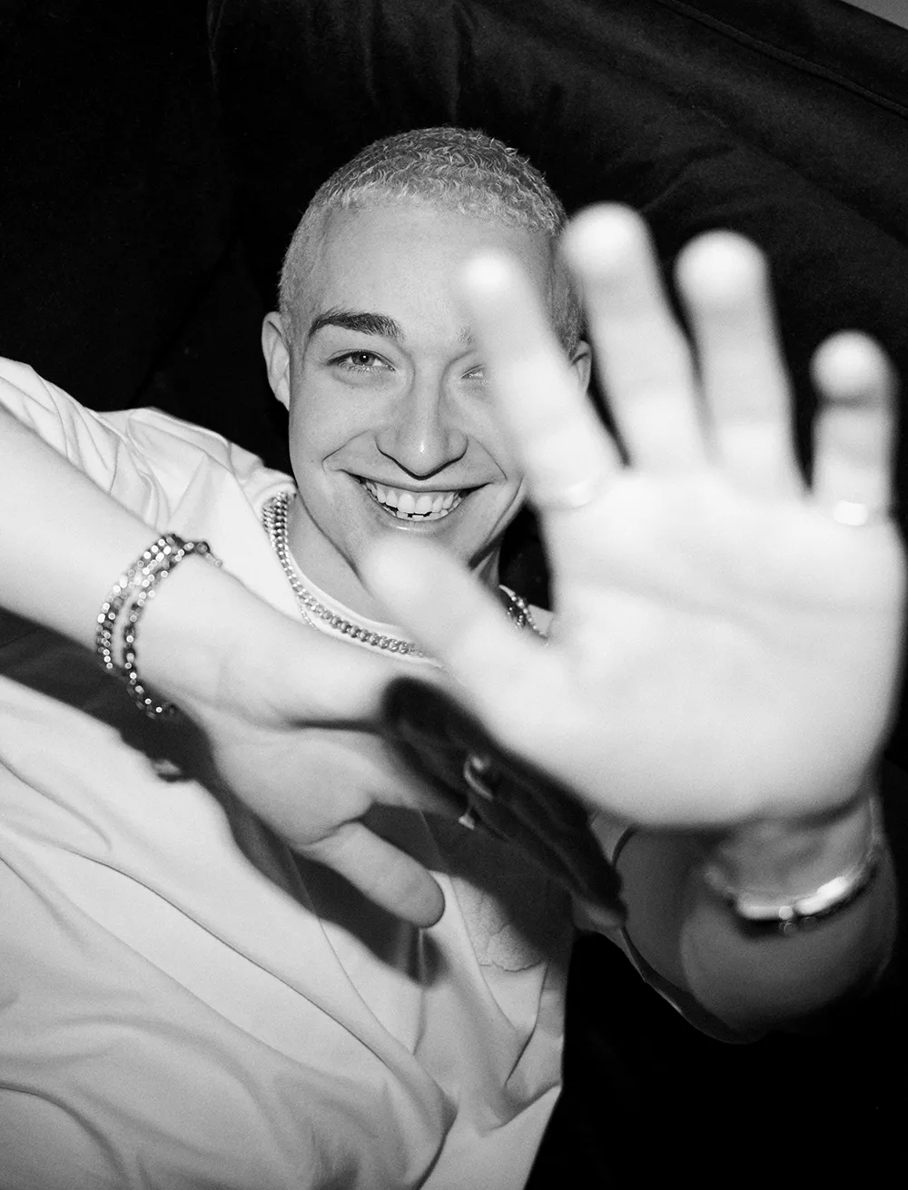 Stærk stemme, spinkle tekster