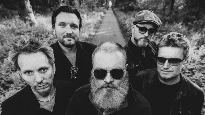 Baal offentliggør turné uden for de største byer