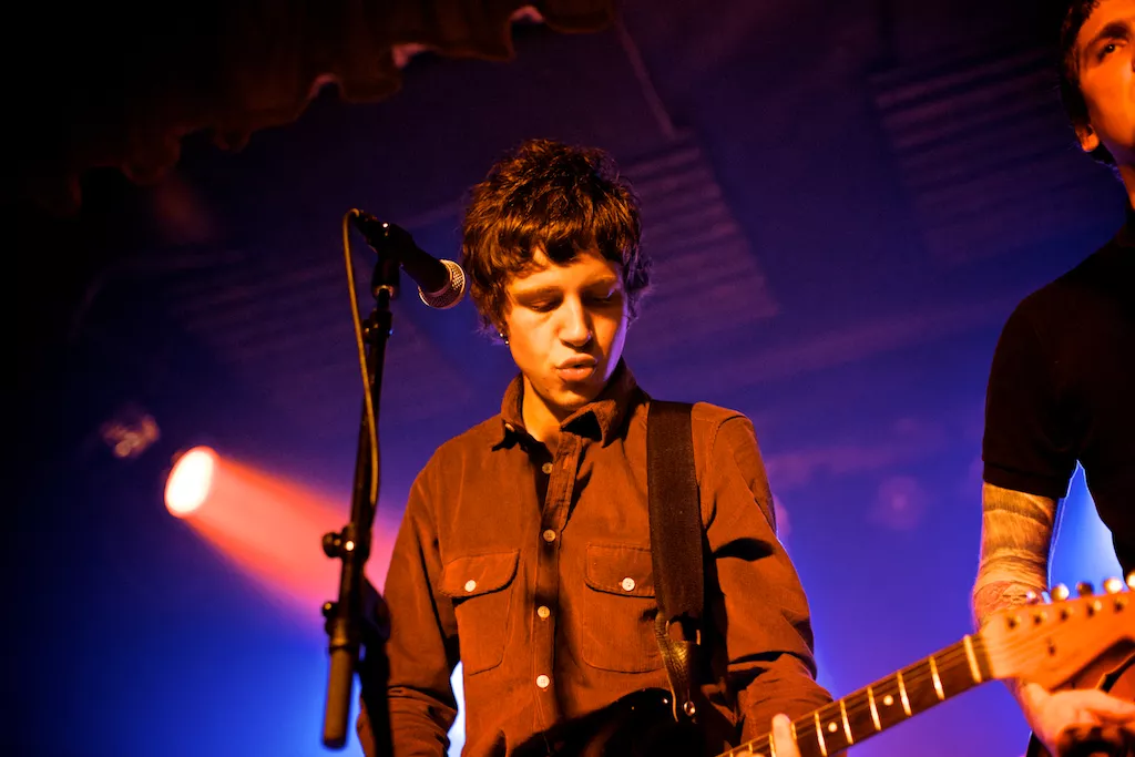 Hjerteslag: Gamla, by:Larm