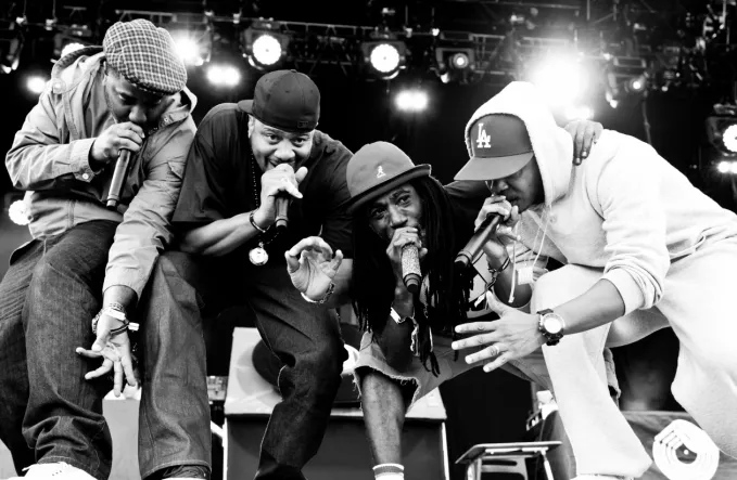 Jurassic 5 kommer til Vega