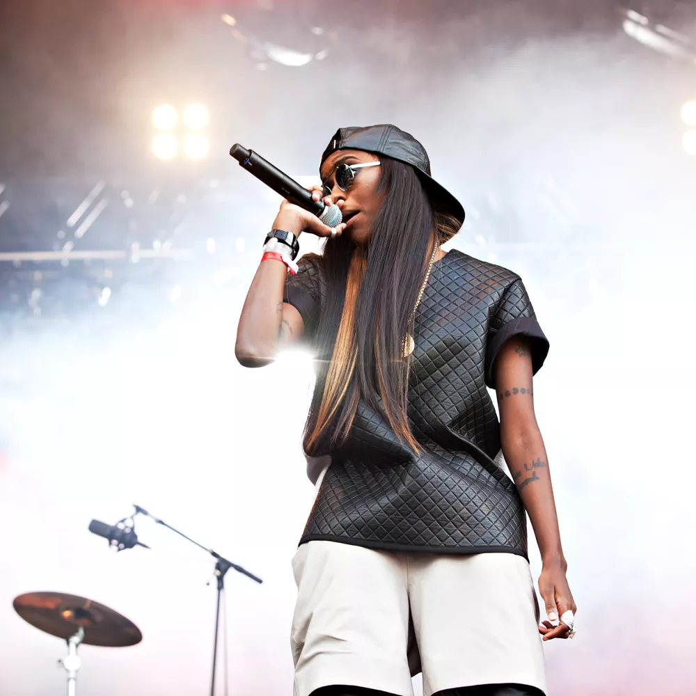 Ny megasingel fra Angel Haze 