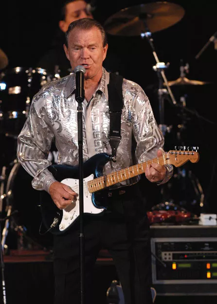 Nekrolog: Countrystjernen Glen Campbell er død, 81 år